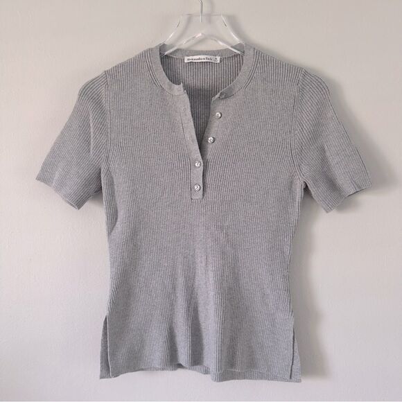 ⭕️ Abercrombie & Fitch Knit Grey Top Sweater Medium Slim Henley Tee - Picture 1 of 4